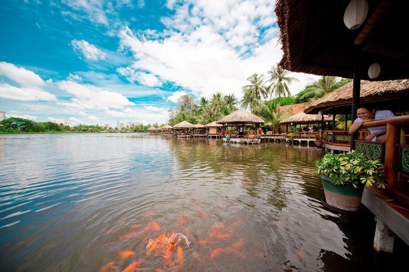 Tourist Villages Woo Guests with Enticing Offers