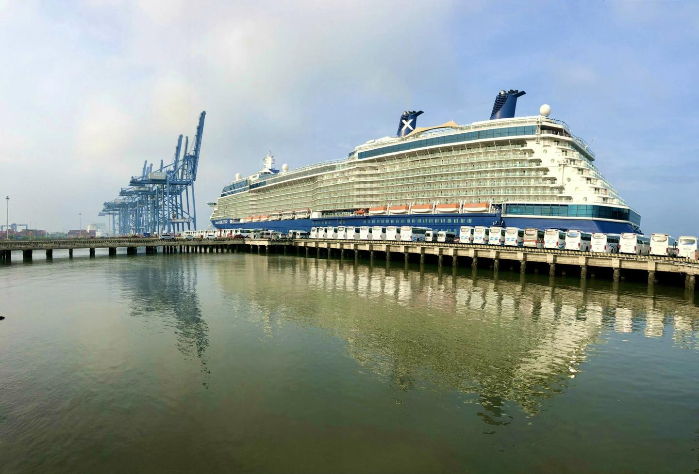 Saigontourist Travel Service Company (Saigontourist) will welcome three international cruise ships of Celebrity Cruises