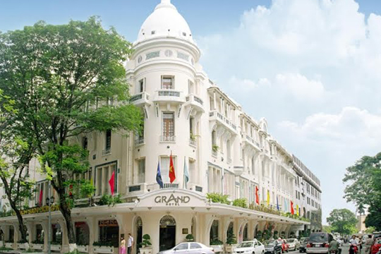 KHÁCH SẠN GRAND
