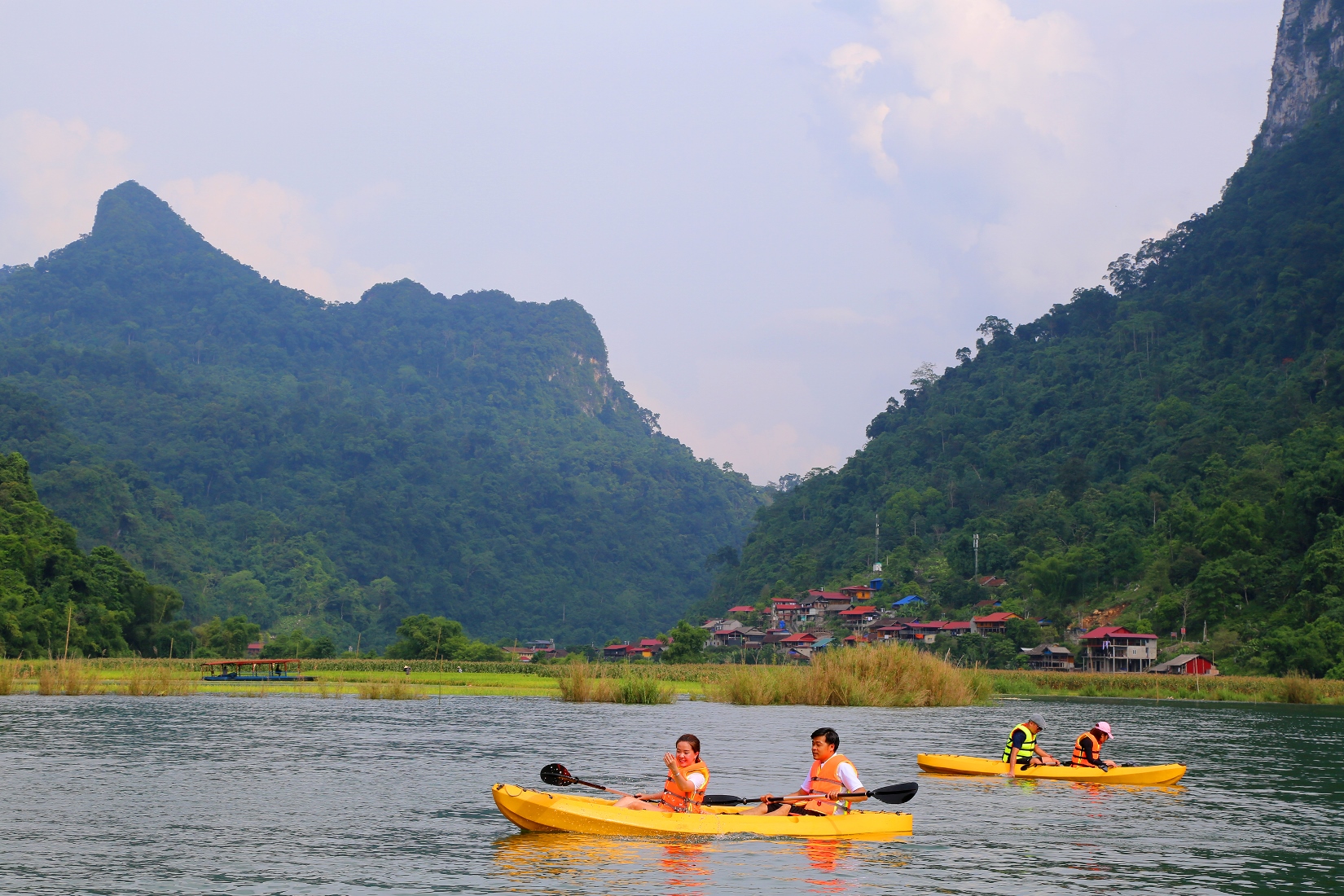 Saigontourist Group applies many attractive incentives at Vietnam Airlines Festa
