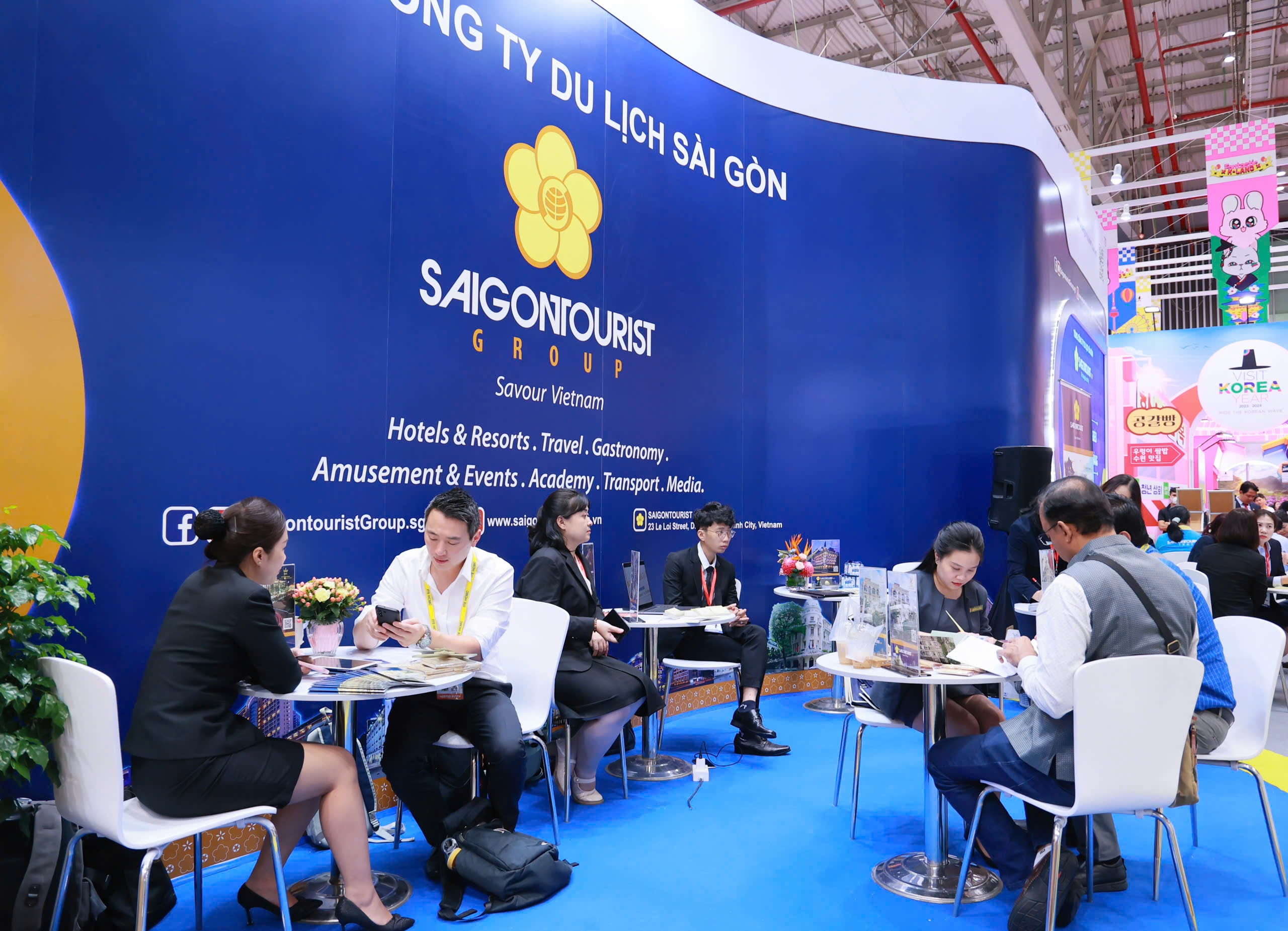 BIG DISCOUNTS OFFERED AT HCMC's TRAVEL EXPO