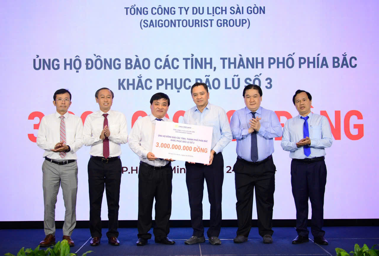Saigontourist Group supports 3.2 billion VND for flood victims